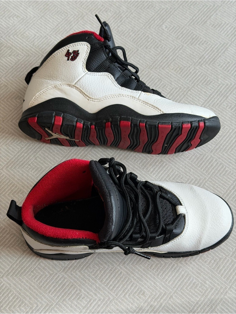 Jordan 10 Retro Sneakers